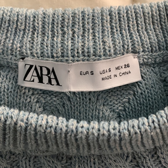 Zara Cable Knit-Vest - Picture 4 of 4